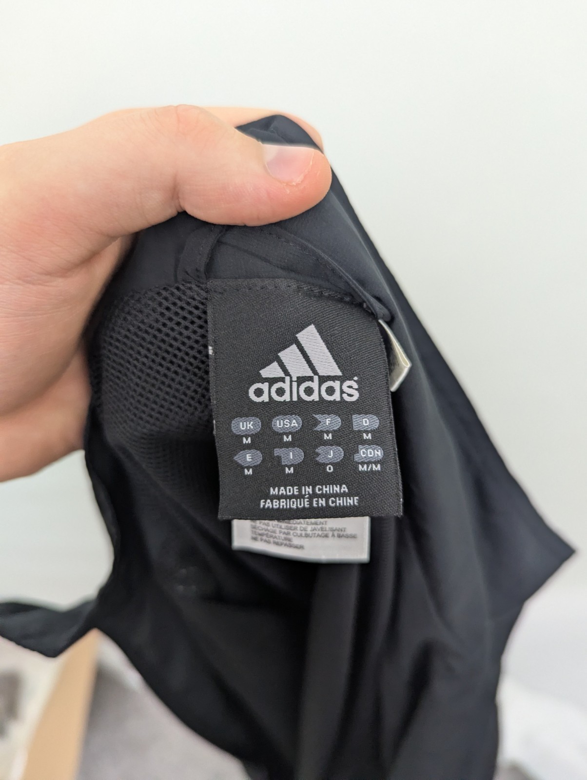 Adidas 3 Stripe Lightweight Jacket - Black - Size Medium