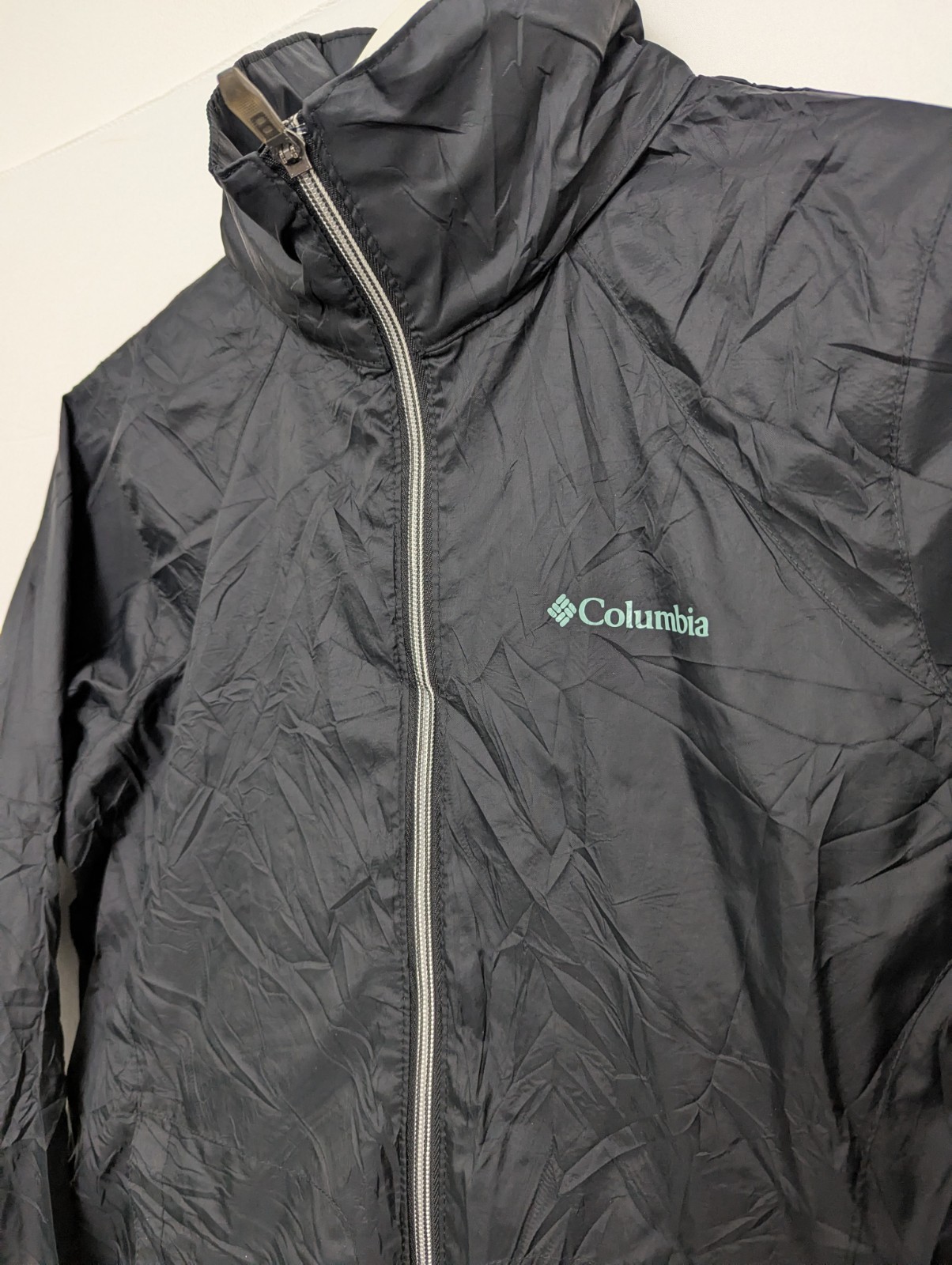 Columbia Women’s Windbreaker Jacket – Black – Size S