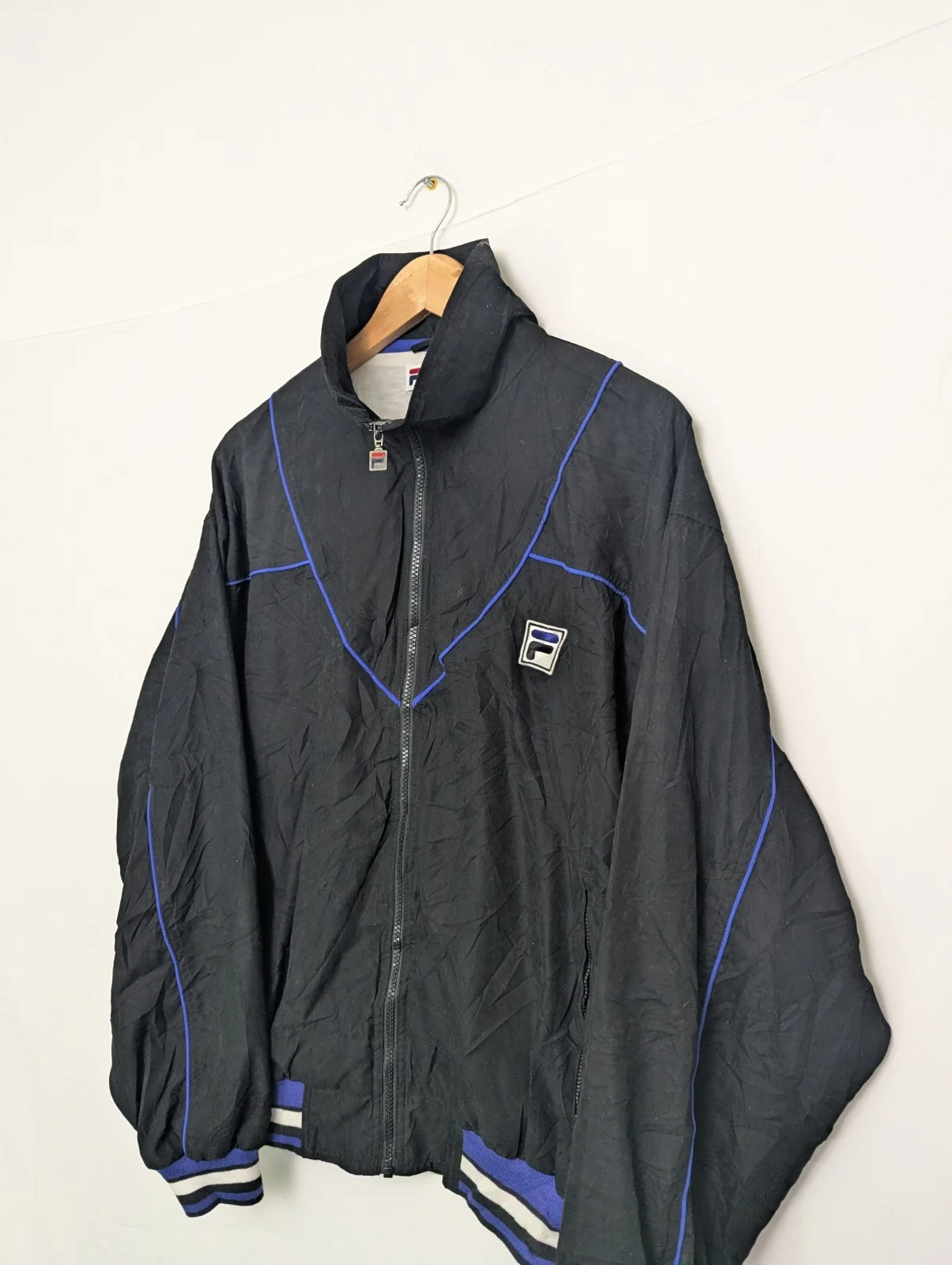 Fila Padded Track Jacket – Men’s Small – Black / Blue – Vintage