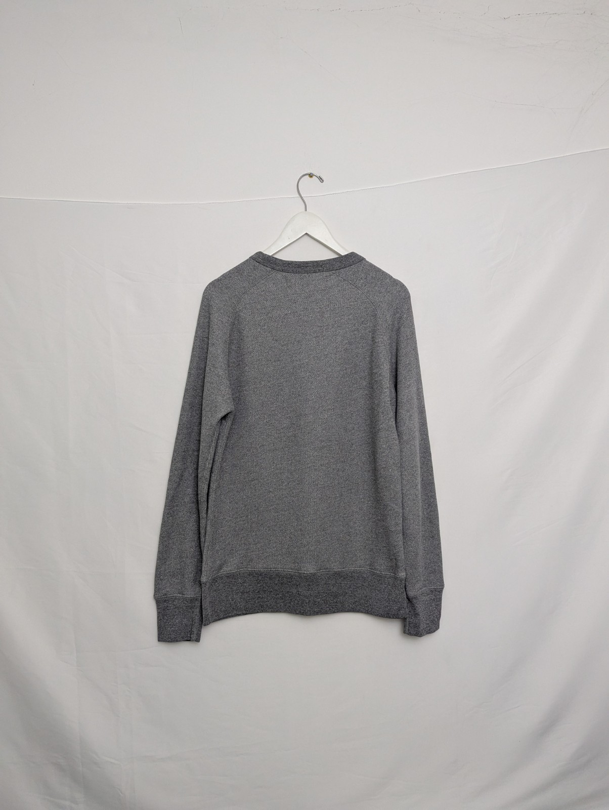Levi’s Grey Crewneck Sweatshirt – Size Small – Mid 2010s – Classic Fit