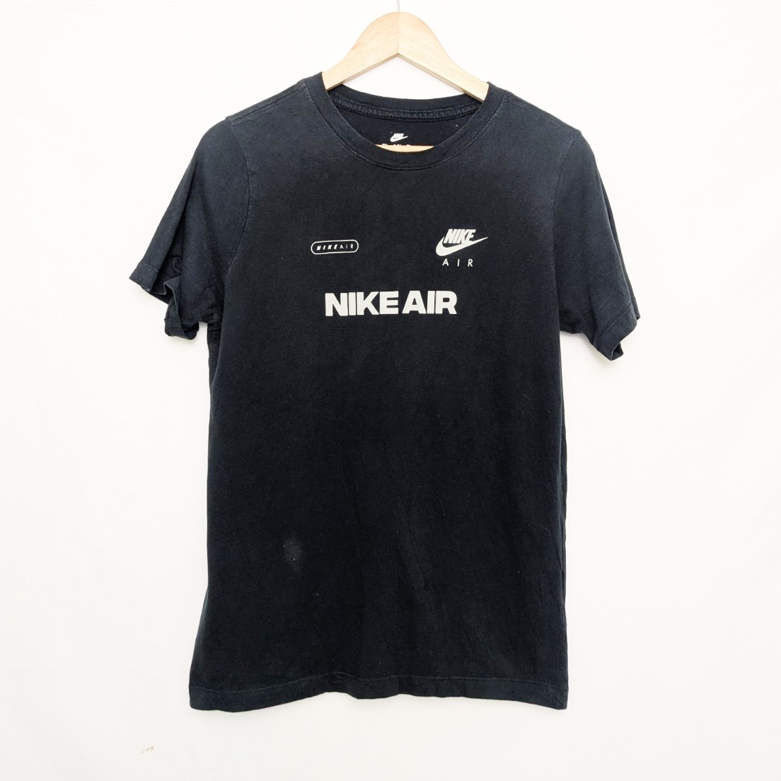 Nike Air “refuel” Graphic T-shirt Black – Women’s S (youth Xl) – Mid 2010s
