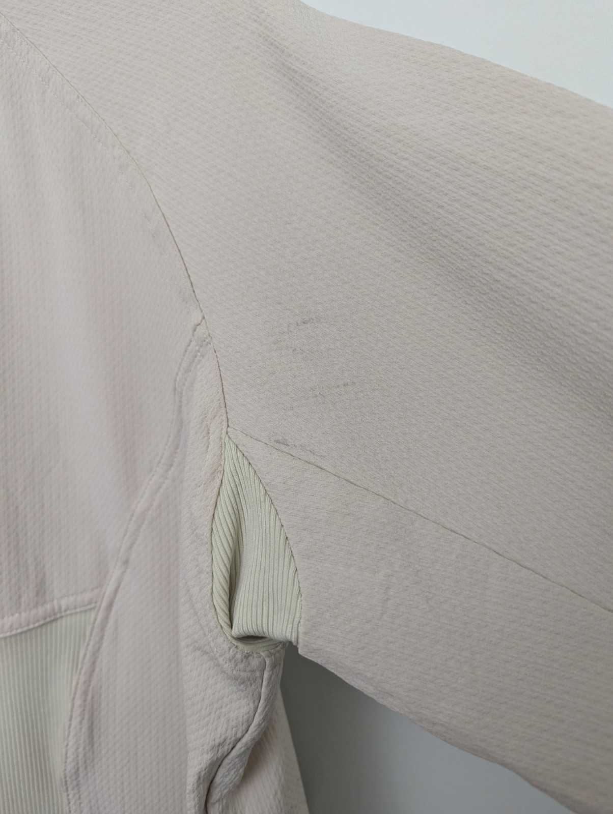 Nike Sphere Dry Womens Zip Jacket - Beige - Size L - Y2k