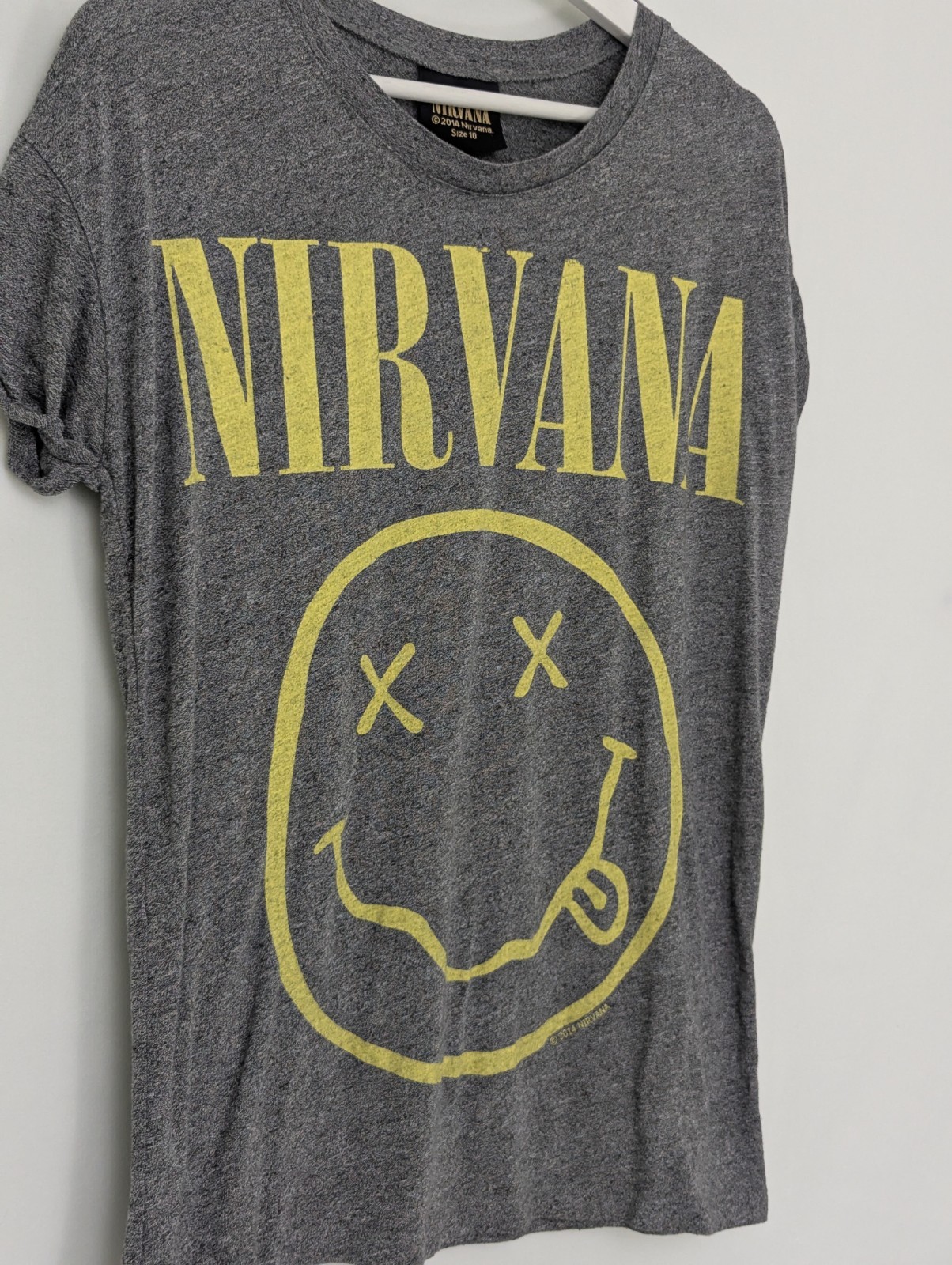 Nirvana Smiley Face T Shirt – Grey – Size 10