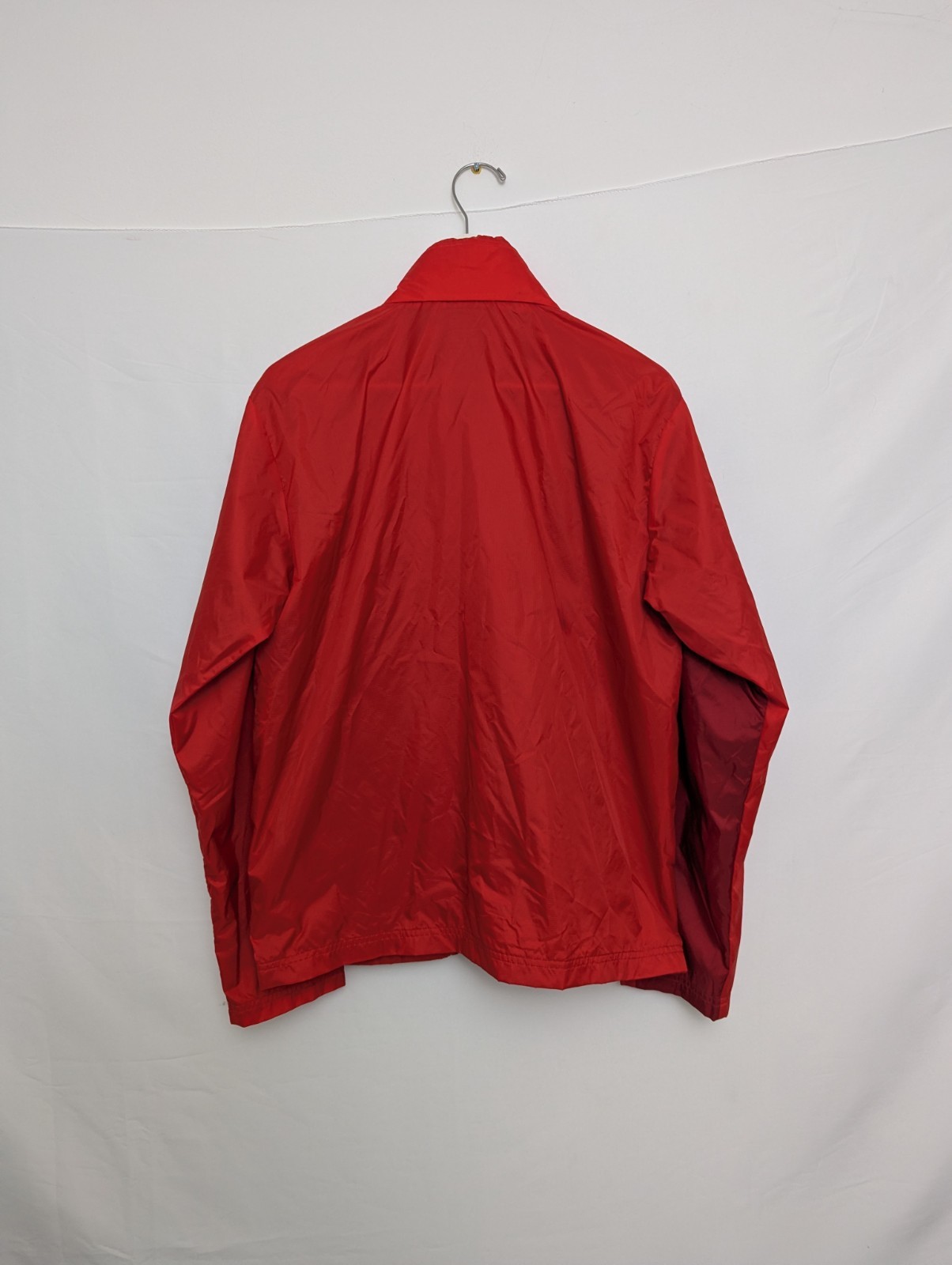 Puma Red Lightweight Track Jacket Small – Good Condition Red/white
