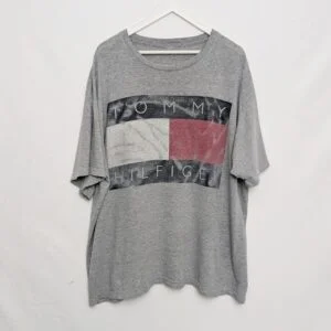 Tommy Hilfiger Grey Flag Logo T-shirt – Men’s 3xl (no Tag) – Oversized Fit