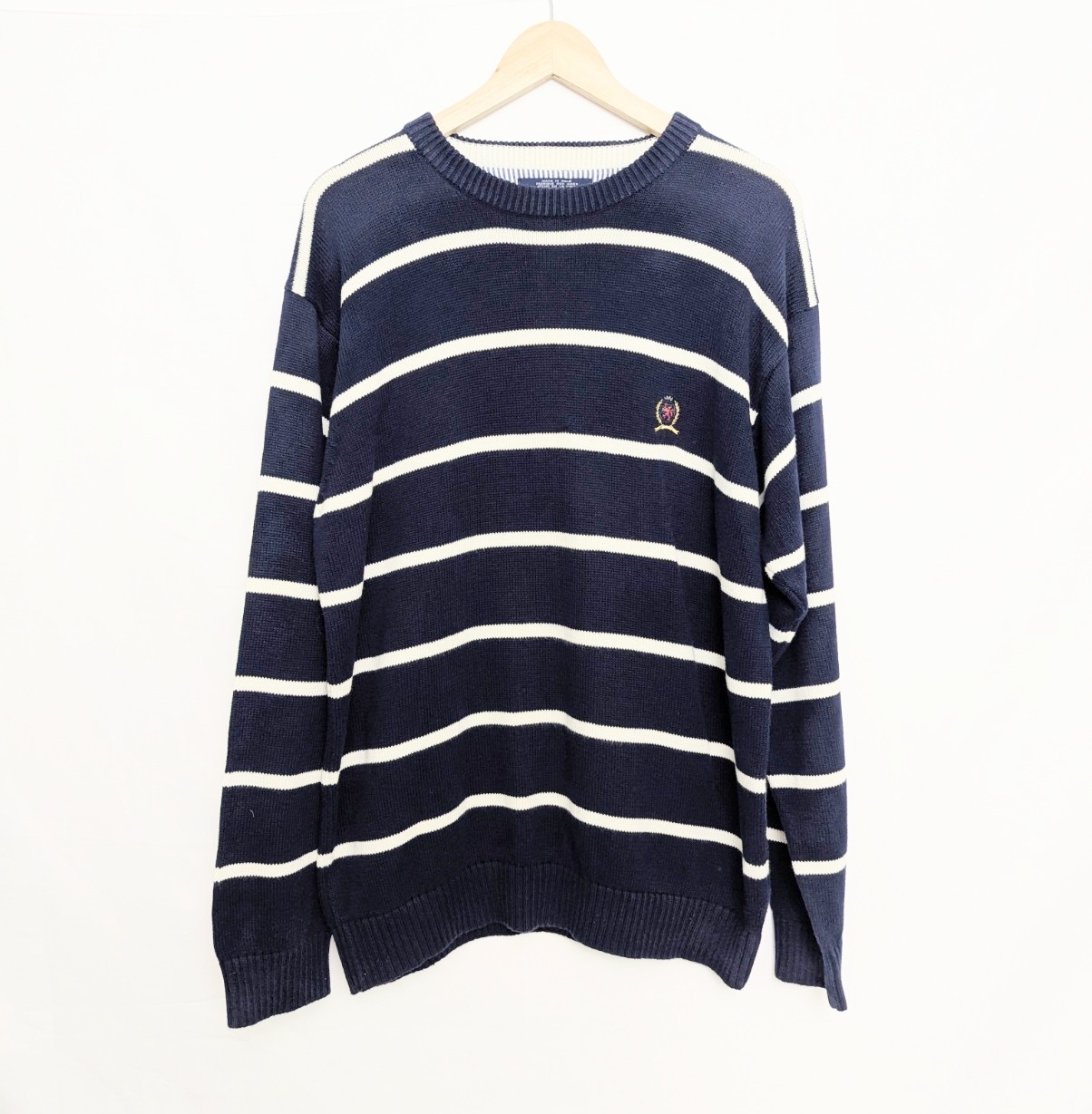 Tommy Hilfiger Men’s Navy Stripe Cotton Sweater Jumper Size L – Crest Logo
