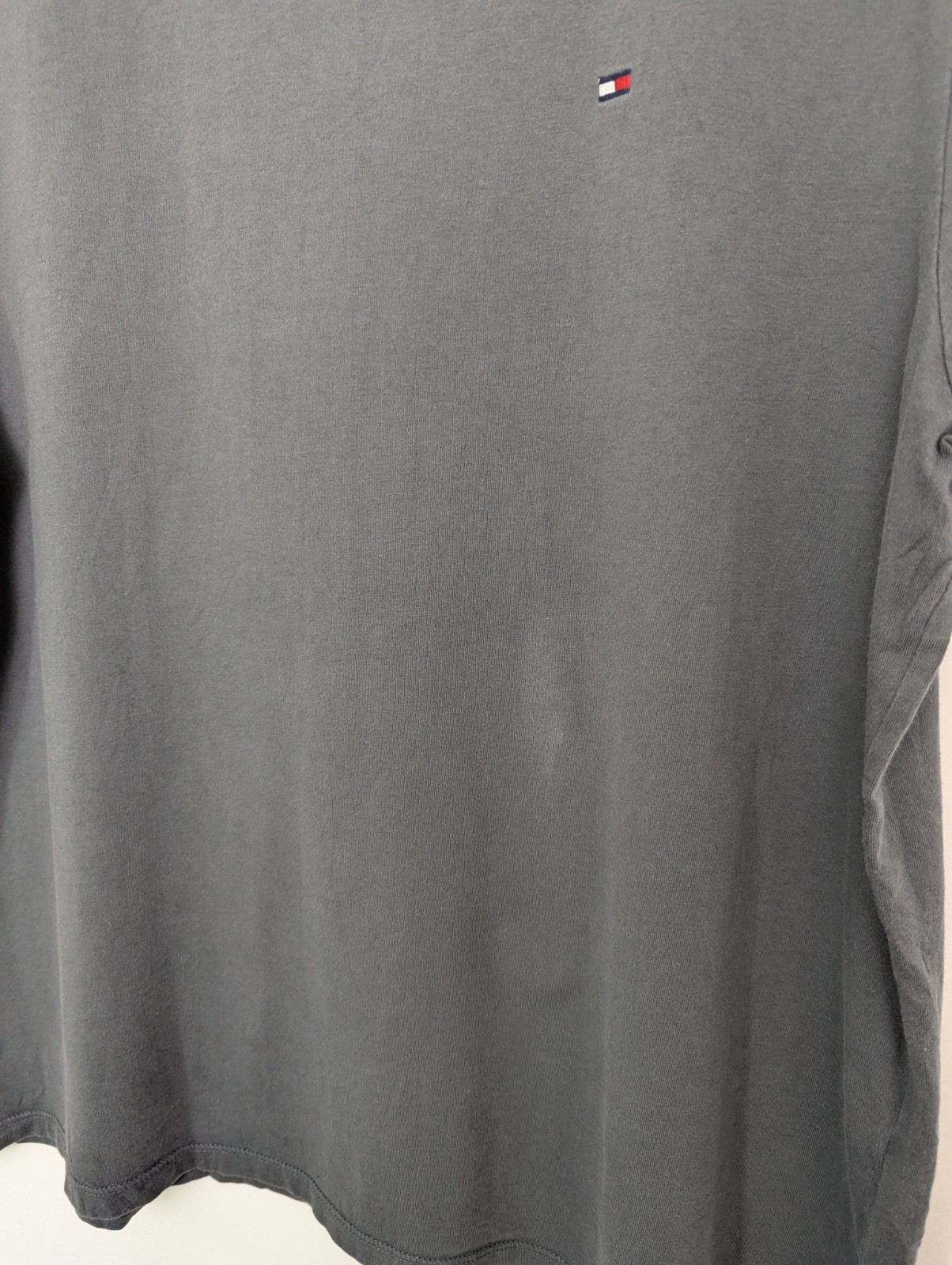 Tommy Hilfiger T-shirt Dark Grey Small Flag Logo - Size L