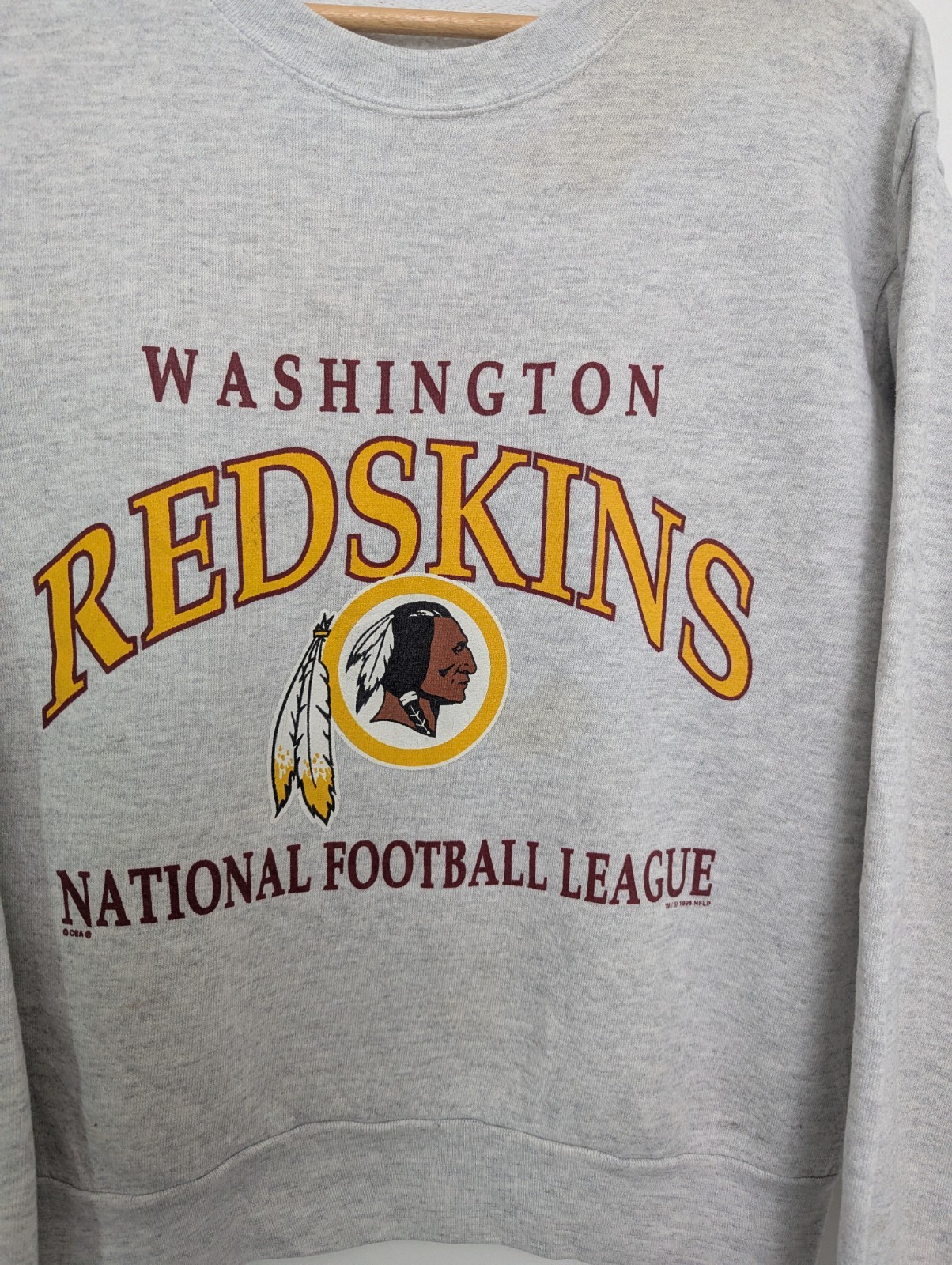 Vintage 1990s Washington Redskins Nfl Sweatshirt – Women’s Medium (m/l Fit)