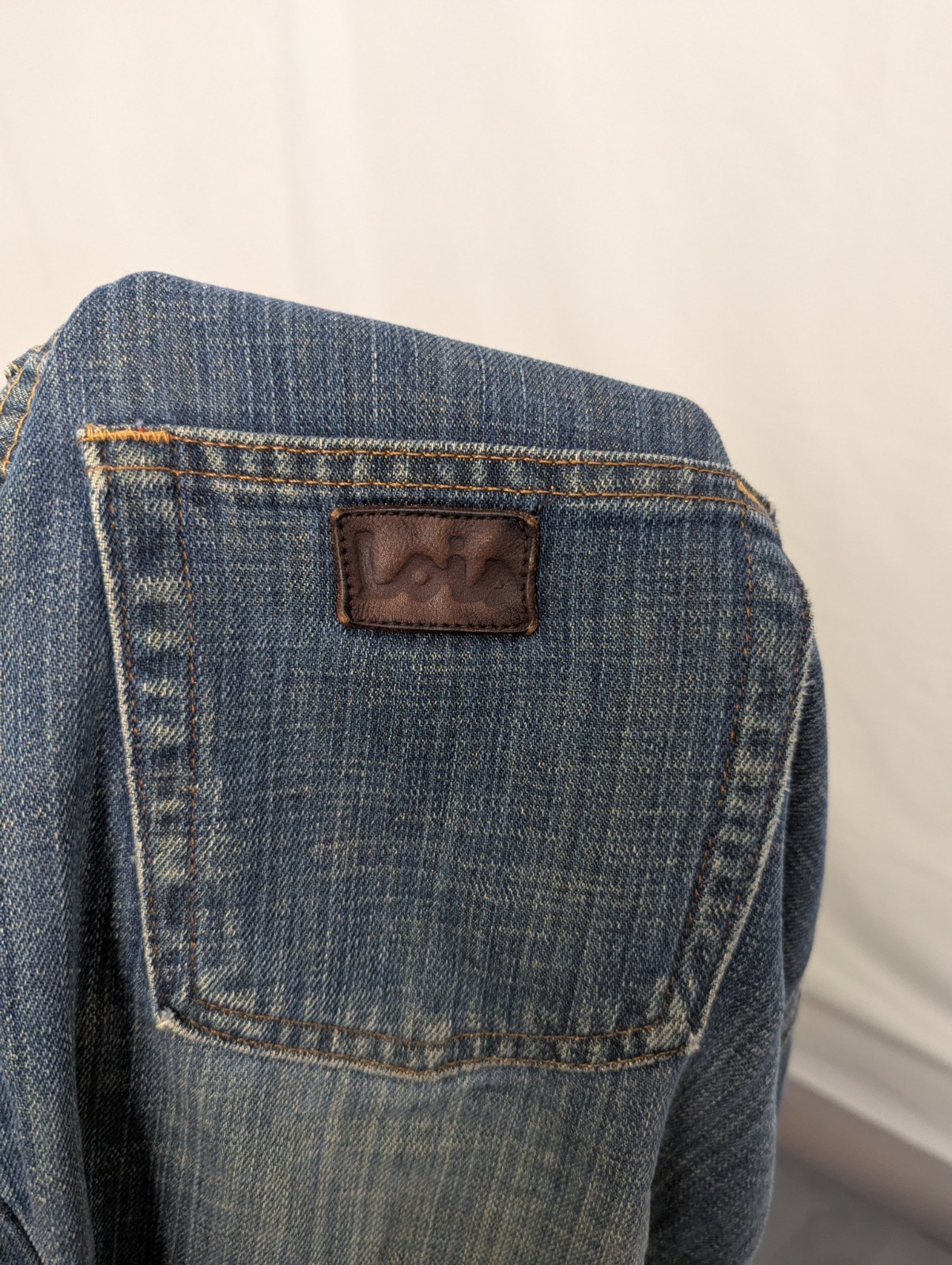 Vintage Lois Jeans – Men’s W33 L33 – Mid-2000s – Straight Leg – Faded Blue Denim