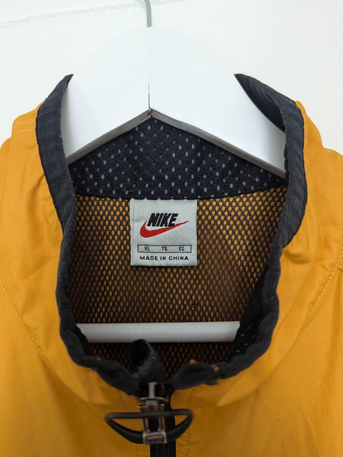 Vintage Nike Windbreaker Jacket – Size Xl (late 90s / Y2k, Mustard Yellow)