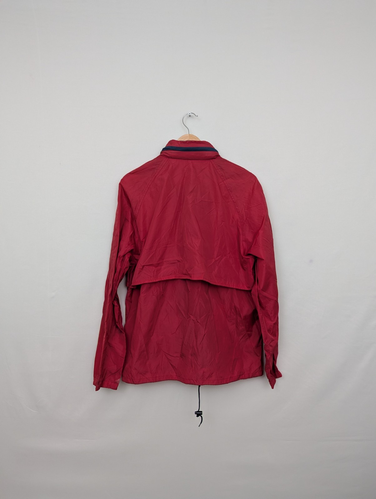 Vintage Woolrich Windbreaker Jacket - Red - Size Medium – Zip-away Hood