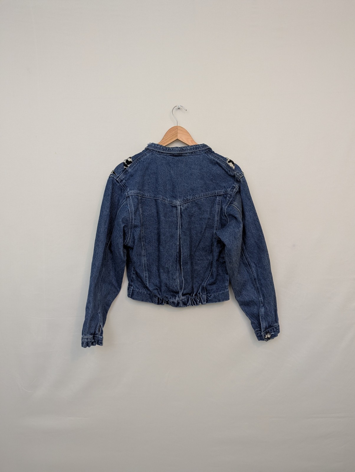 Vintage Y2k Ivana Cropped Denim Jacket - Women’s Small - Cow Print
