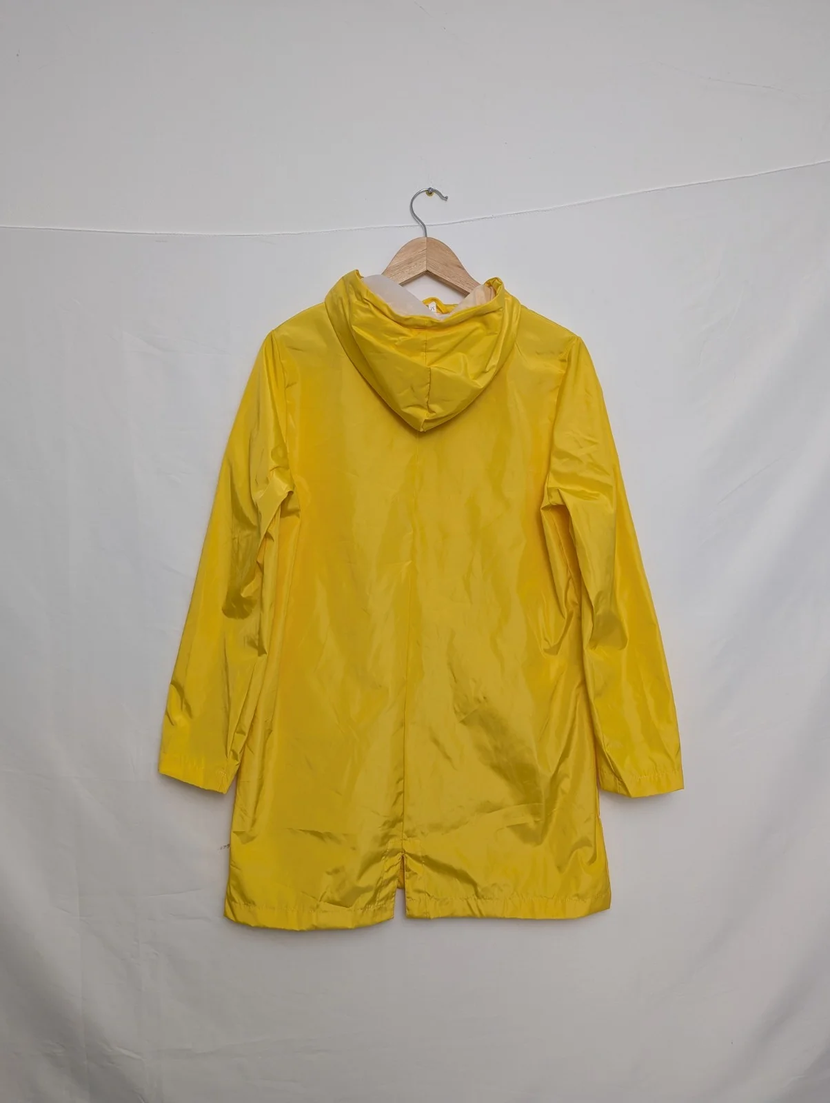 Yellow Rain Jacket Waterproof Fisherman Mac Hooded Coat – Size M – Unbranded